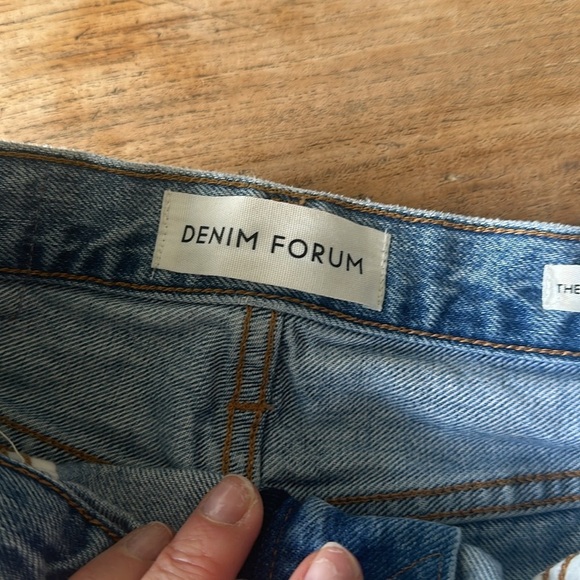 Denim Forum MARIANNE Mid Rise Loose Flare Jeans – Size 24 – Excellent Condition - Picture 4 of 6